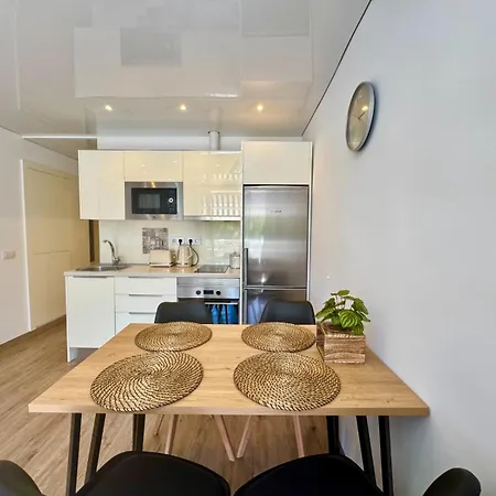 Bluebird Luxury In Americas 公寓 *